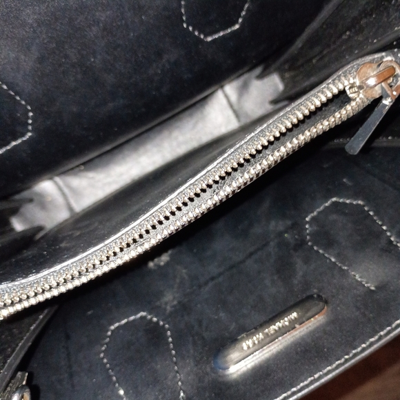 Michael Kors White 🤍 Purse - Picture 6 of 8